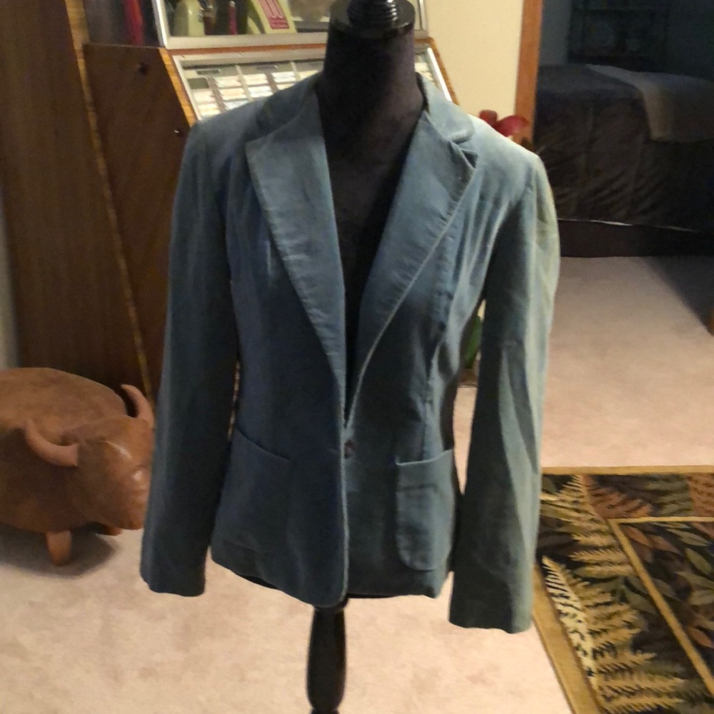Women’s velvet faux blazer